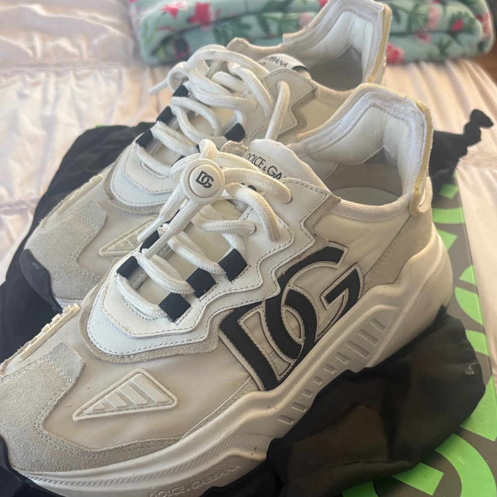 Dolce & Gabbana White and Black Logo Chunky Trainer
